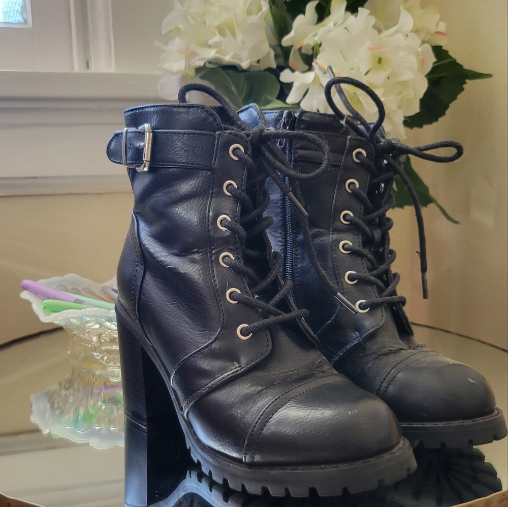Black Heeled Boots